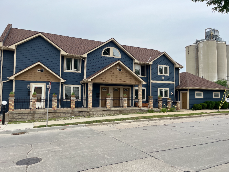 316 E Stewart St #3 - Photo 2 of 13