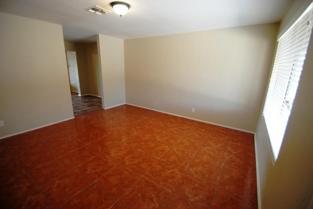 3733 W Cypress St - Photo 3 of 12