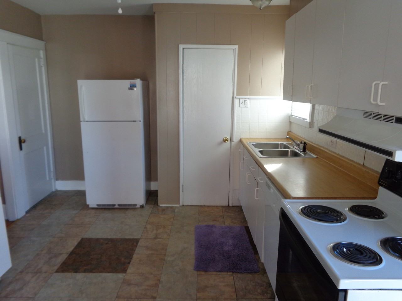 113 North Prince Street - Photo 2 of 8