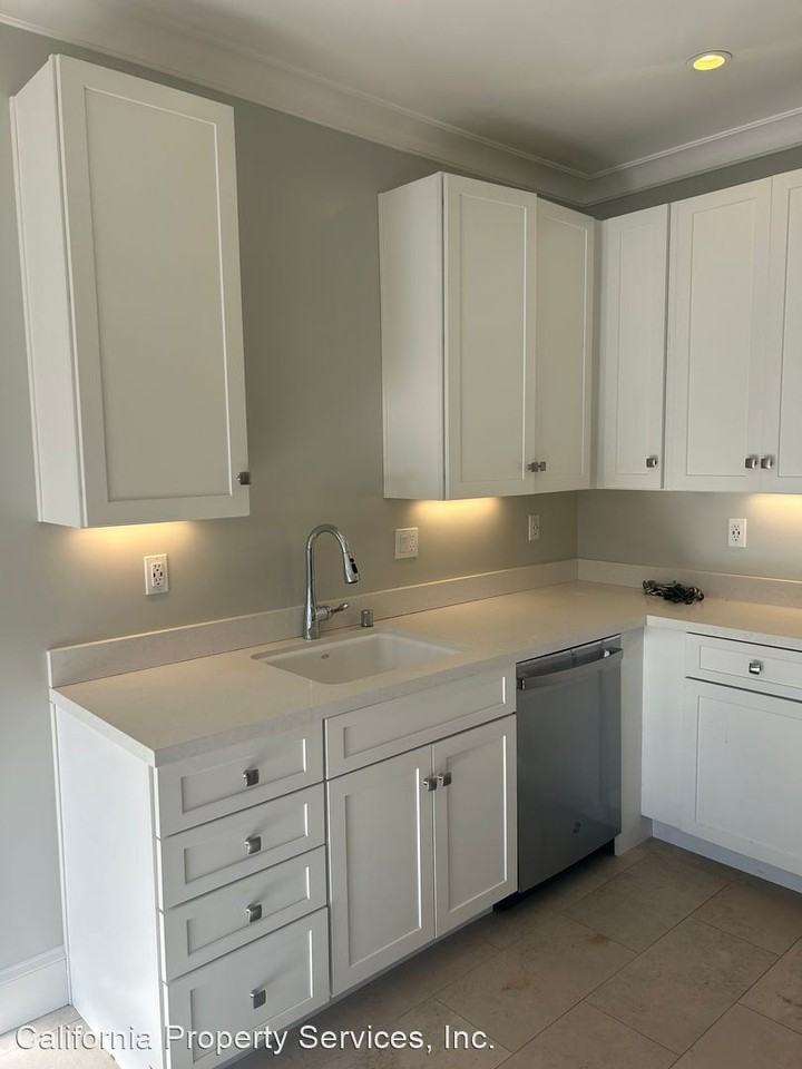 290 Alhambra Street - Photo 4 of 50