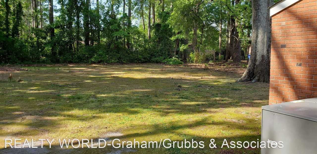 703 West Blvd.  A & B - Photo 3 of 10