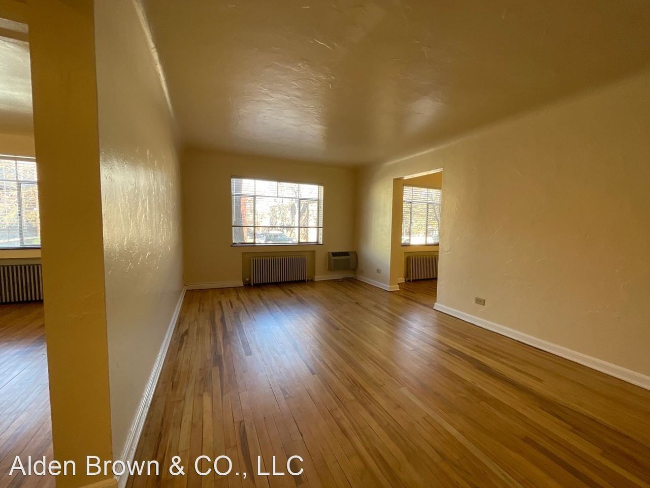 The Vogue Apartments - Photo 3 of 19