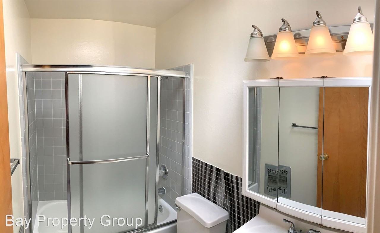 1467 7th Ave - Photo 3 of 8