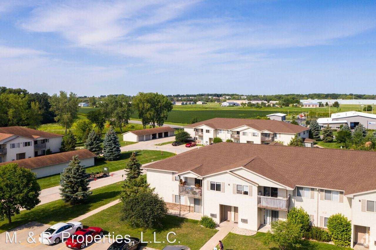 245-285 Tamarack Drive - Photo 2 of 10