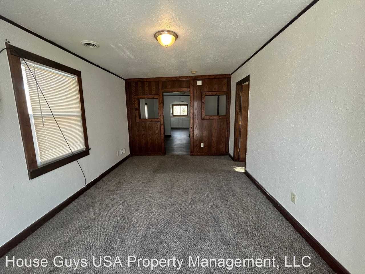 3717 Monroe Ave - Photo 3 of 11