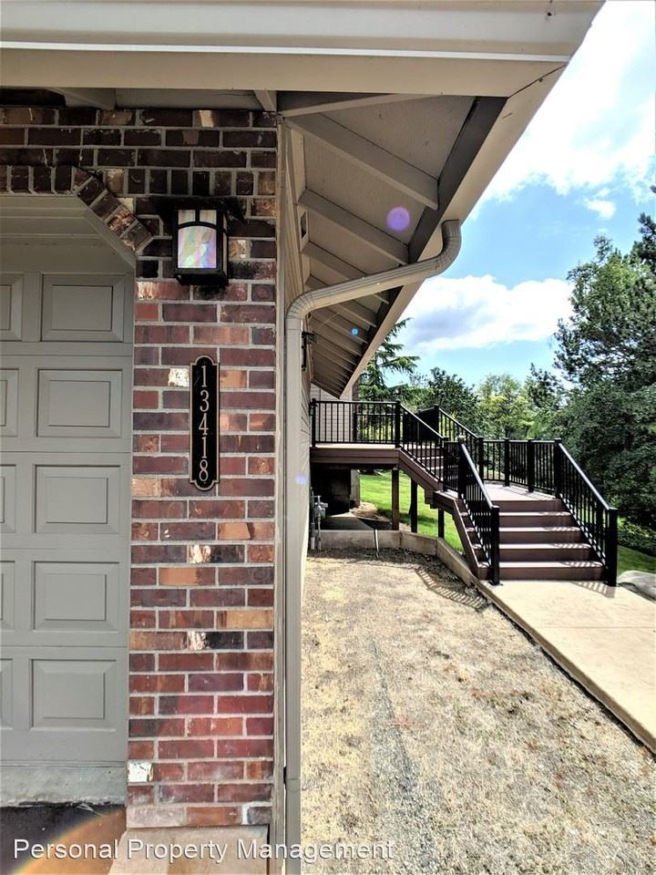 13418 Se Silver Cir - Photo 2 of 35