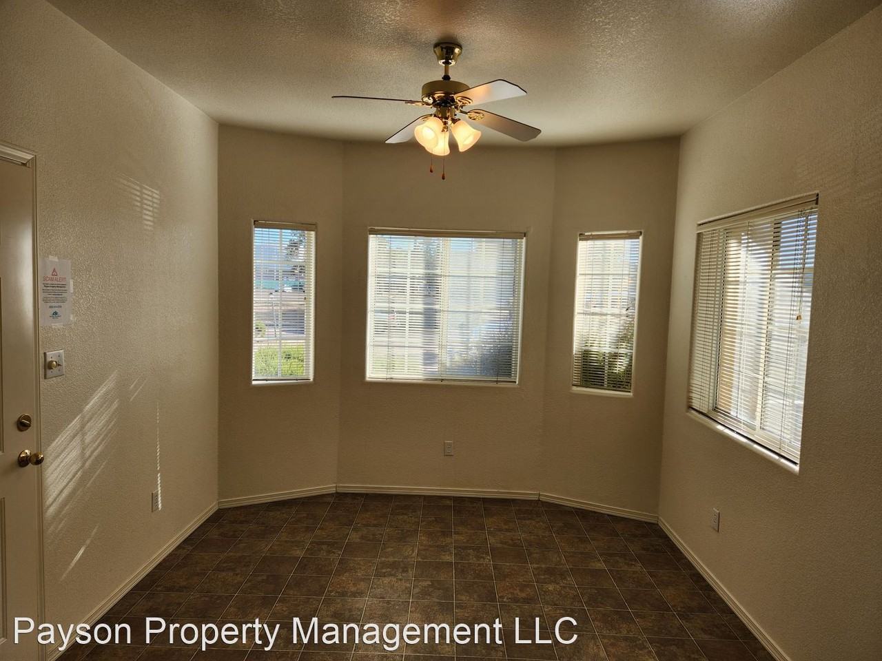 512 W. Longhorn Road - Photo 2 of 15