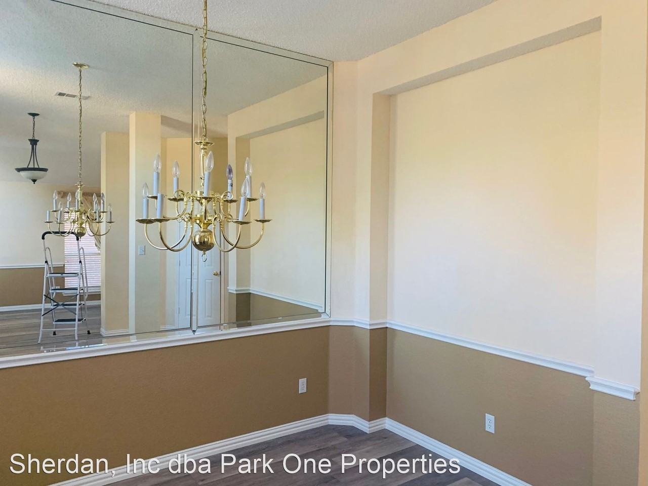 5201 Spicewood Dr - Photo 2 of 12