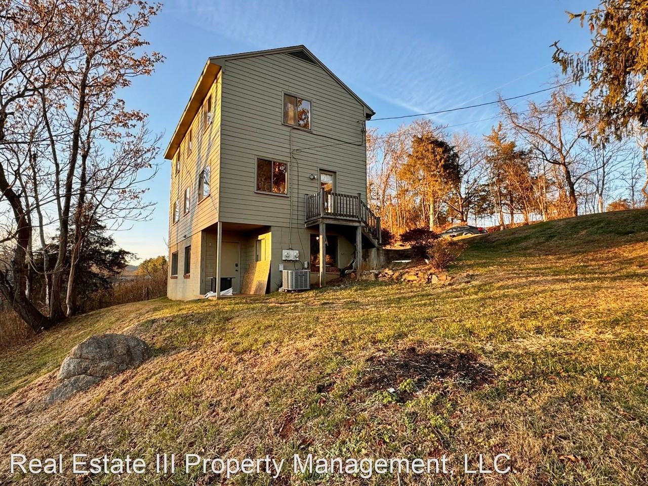 2442 Red Hill Road - Photo 3 of 27