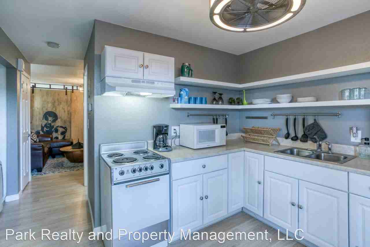 61 S Sable Blvd - Photo 3 of 16