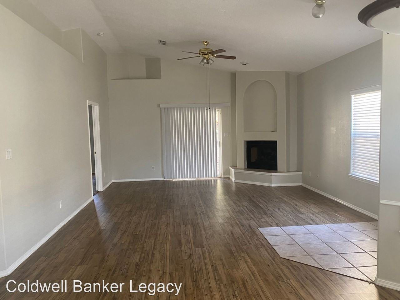 7309 Peregrine Rd Ne - Photo 2 of 17