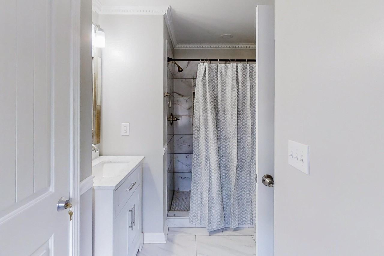 Aline Drive Northwest - Photo 6 of 8