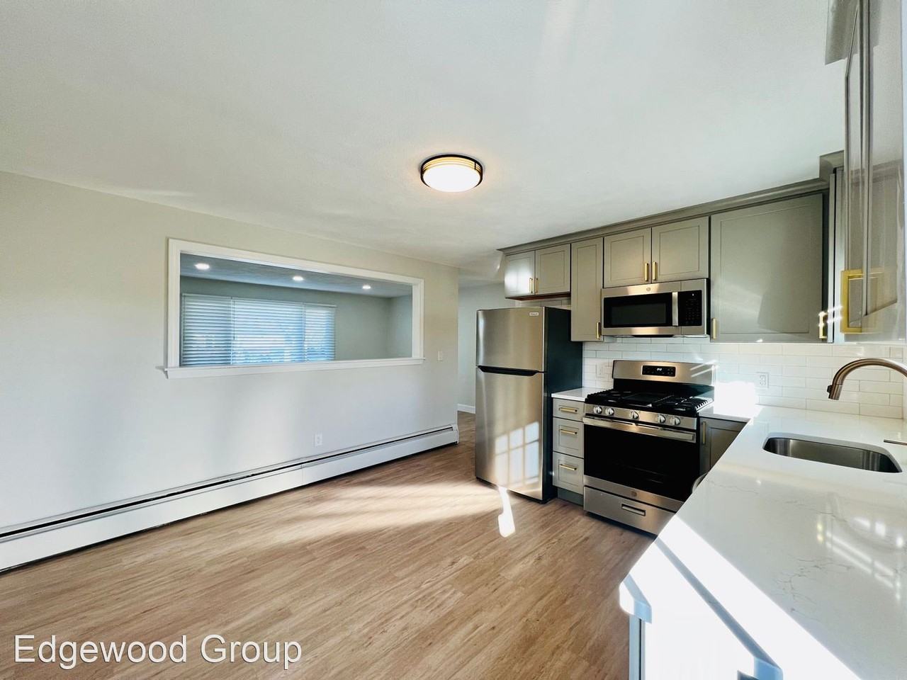 5-7 Soprano Circle - Photo 3 of 27