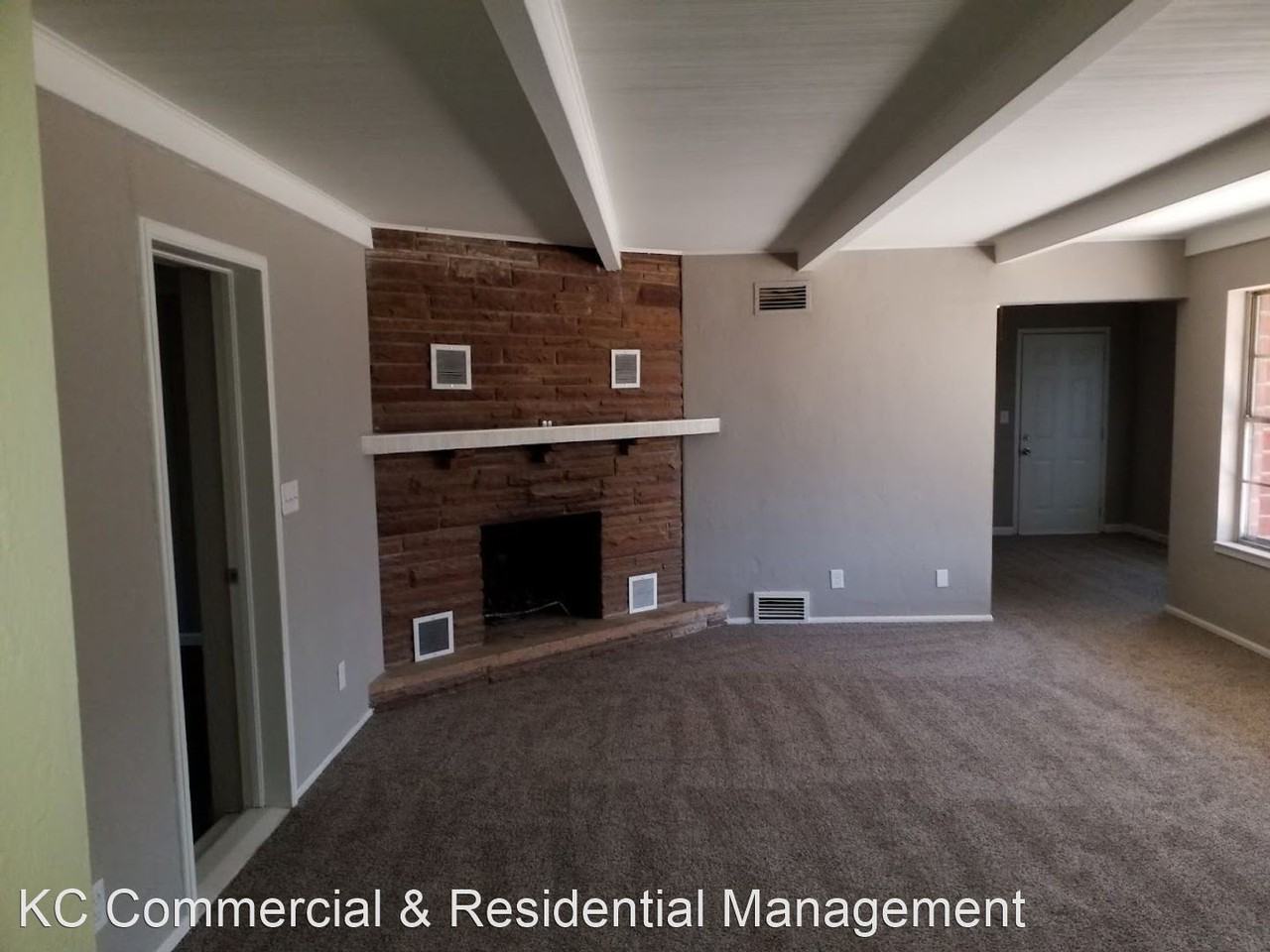 200 Ne 43rd St - Photo 3 of 20