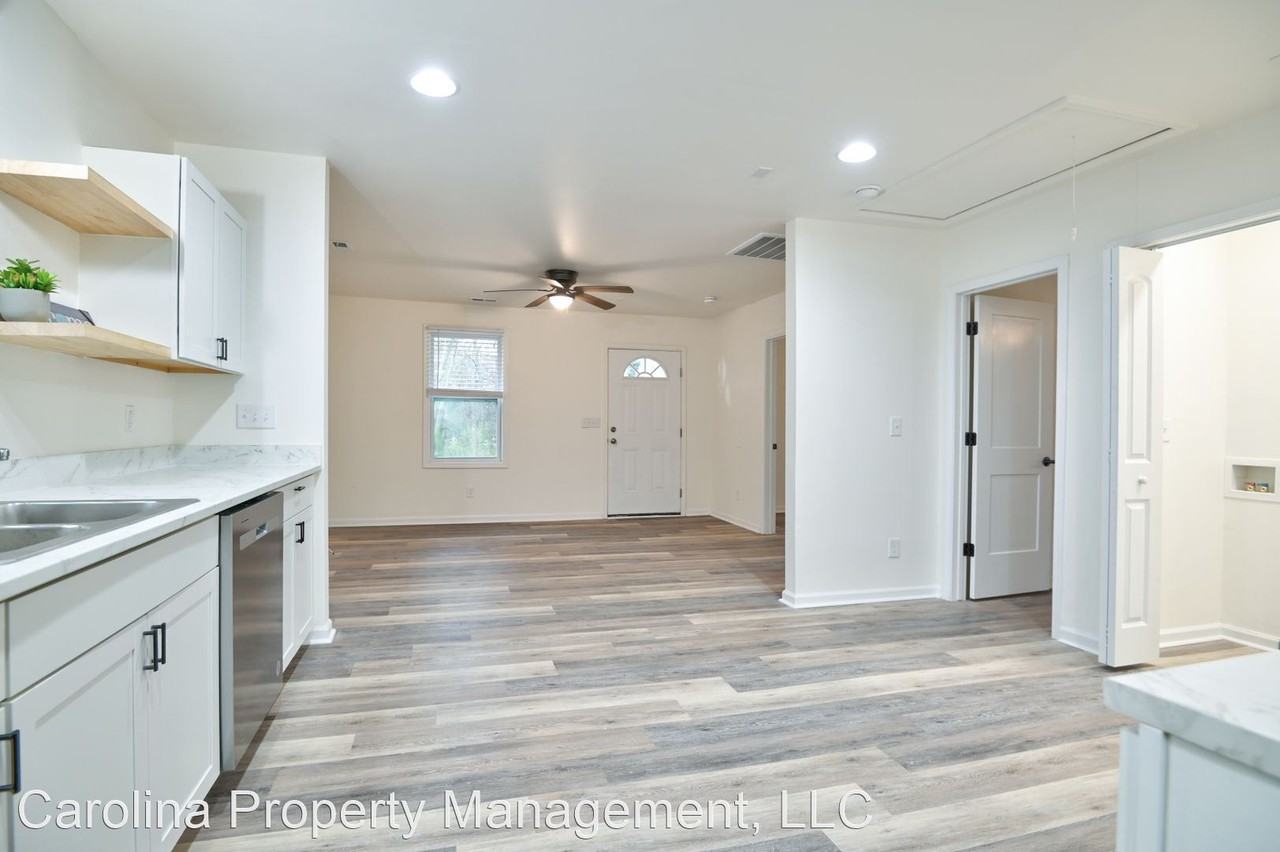 313 Heyward St - Photo 3 of 30