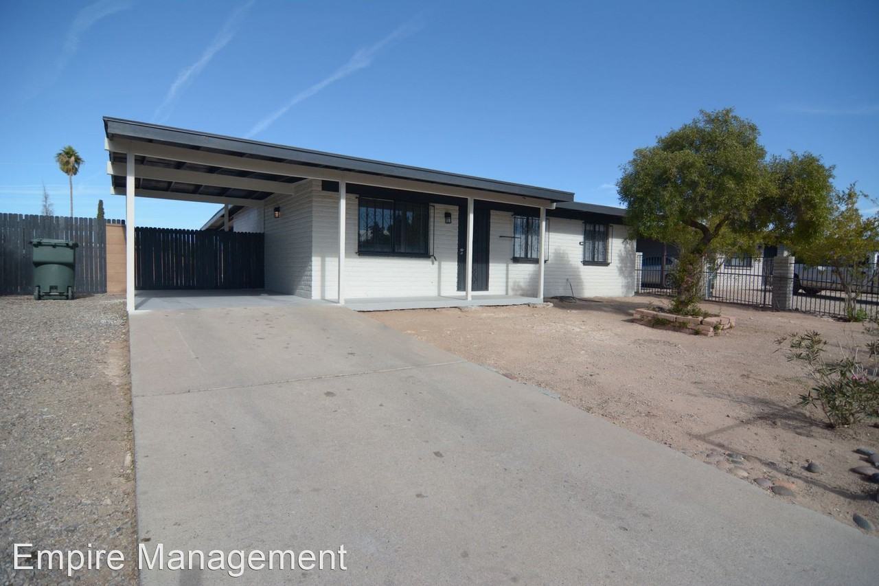 1523 E Ohio St - Photo 2 of 18