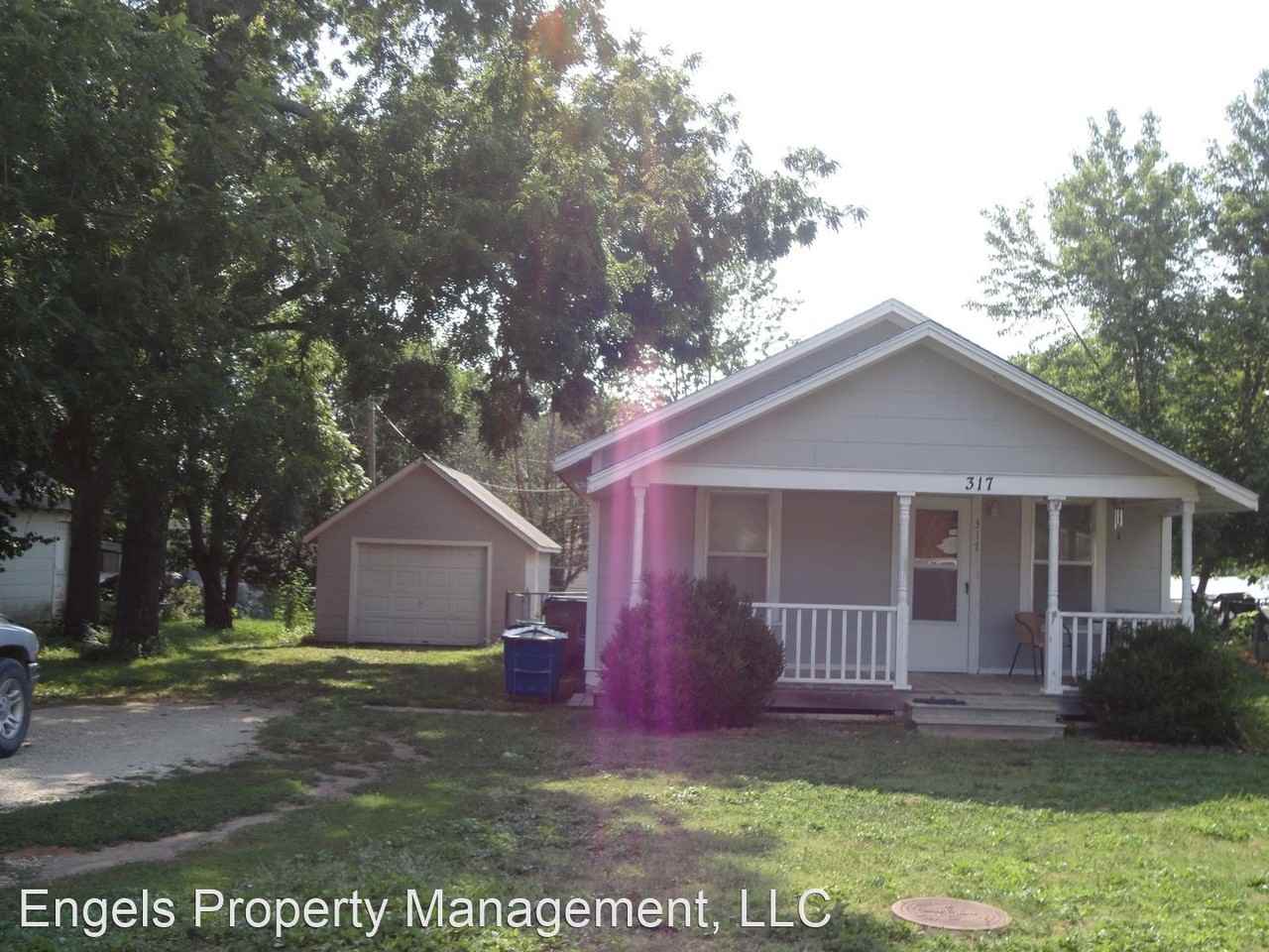 317 S 3rd St - Photo 2 of 20