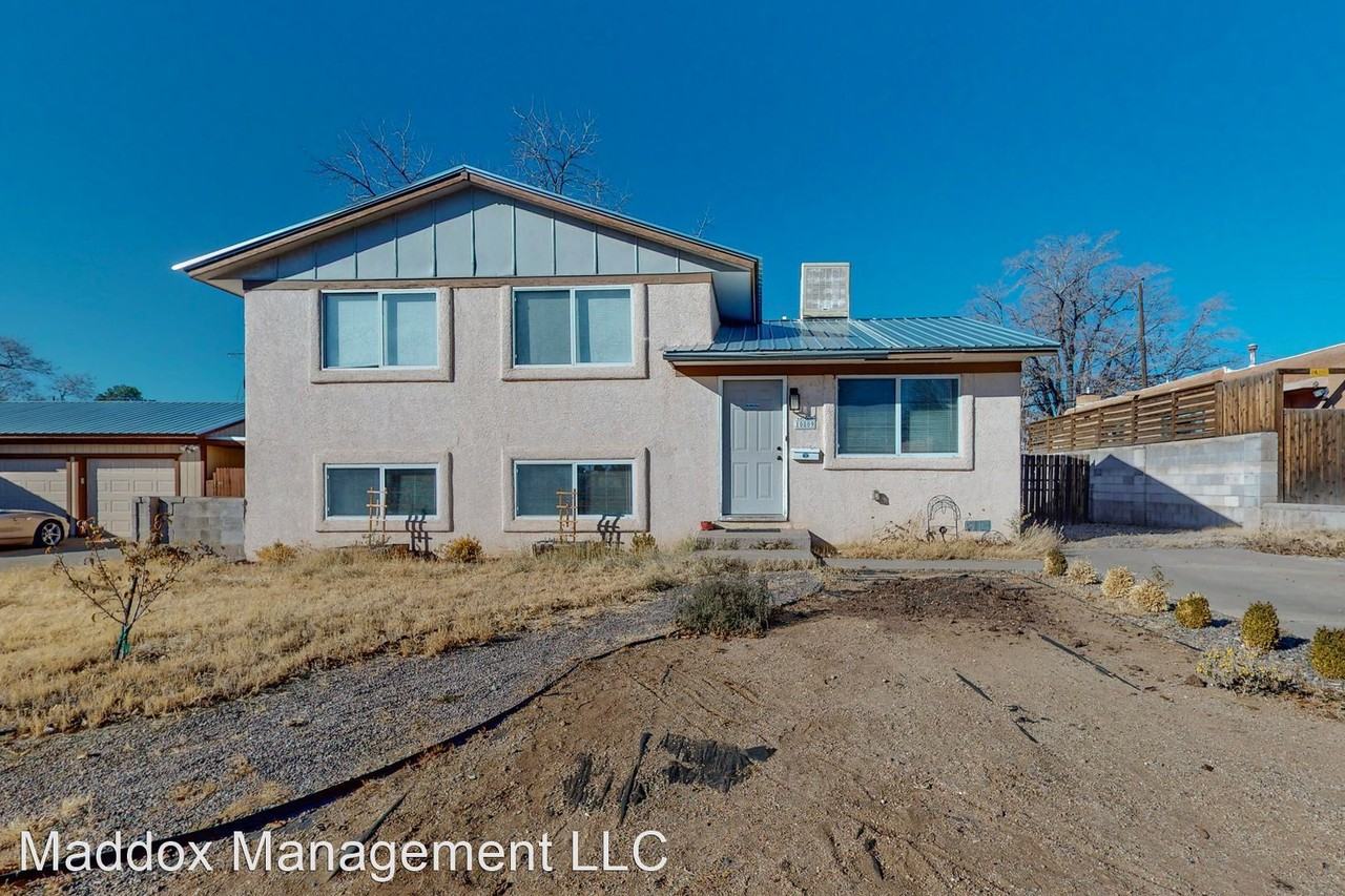 10809 Fairbanks Rd Ne - Photo 2 of 42