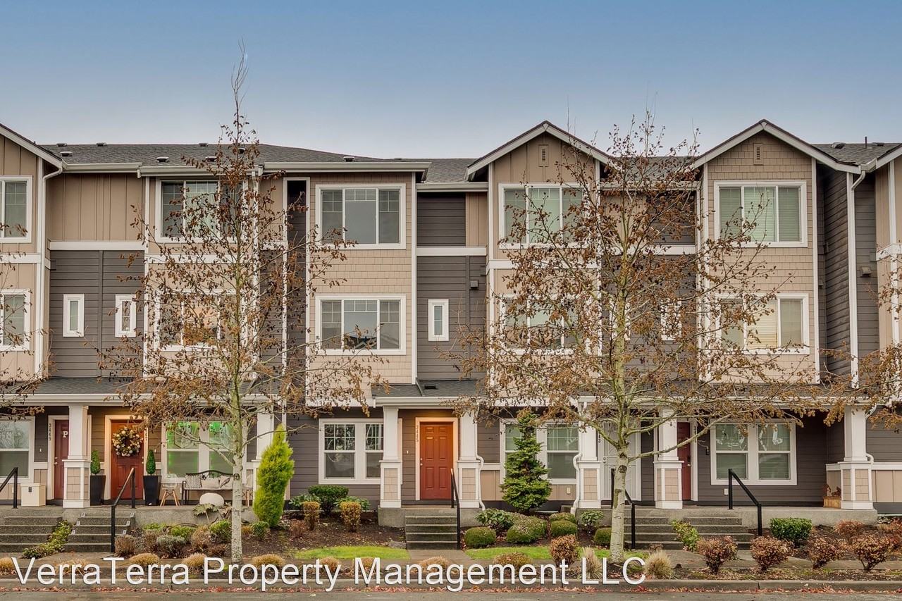 3445 30th Dr - Photo 2 of 21