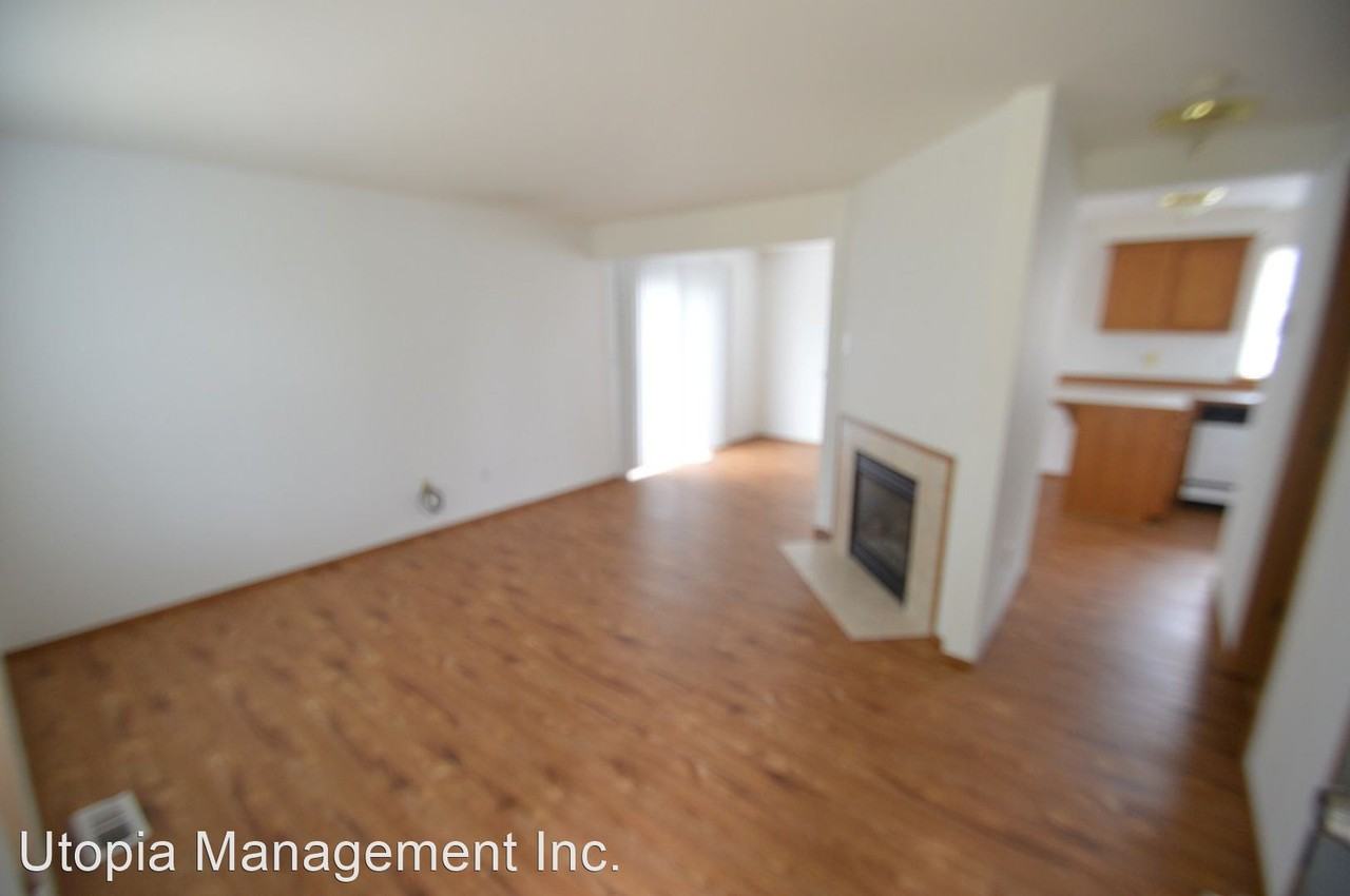 1727 63rd St. SE - Photo 3 of 8