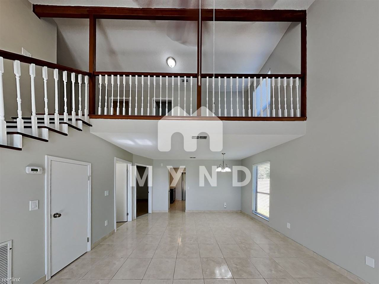 9102 Trevi Cir W - Photo 3 of 22