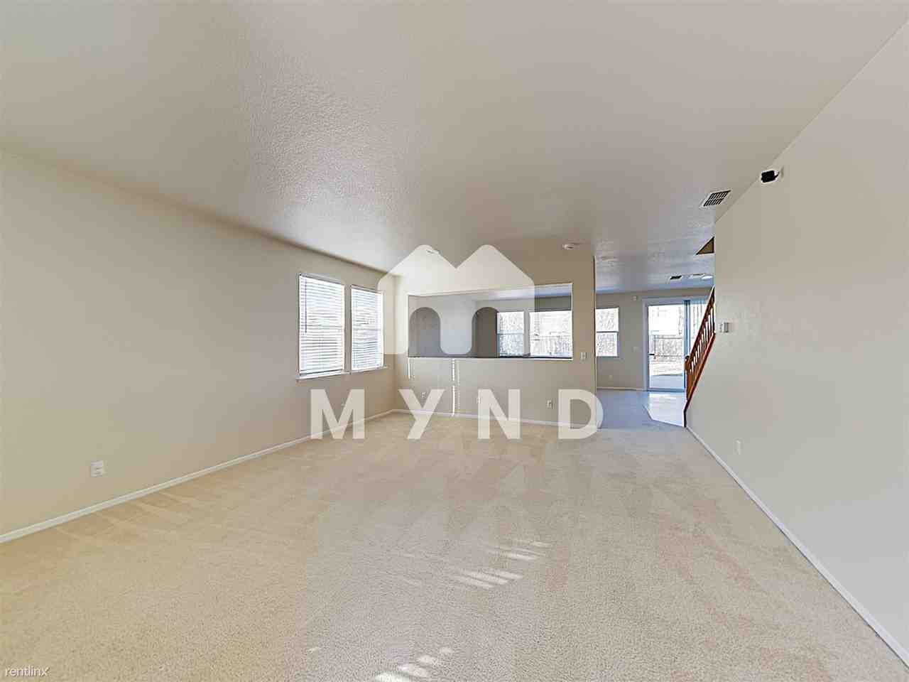 10860 Nestlenook Cir - Photo 3 of 18