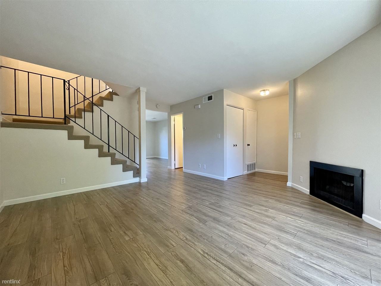 3157 Payne Ave #23 - Photo 3 of 22