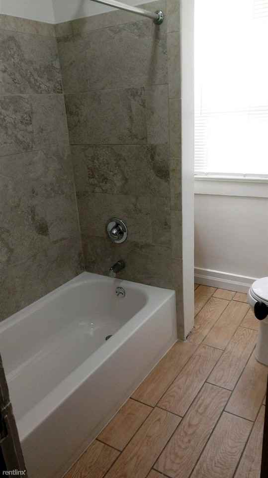 1626 Manette Pl - Photo 2 of 5