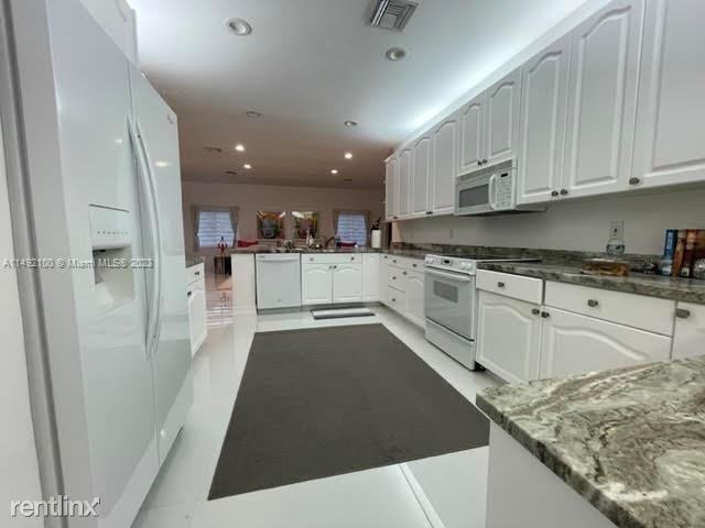 8570 Yearling Dr #A - Photo 3 of 15