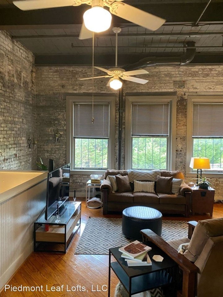 331 South Davie Street - Photo 3 of 23