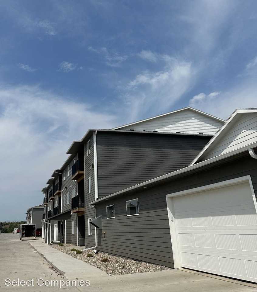 Heritage Townhomes - Photo 2 of 50