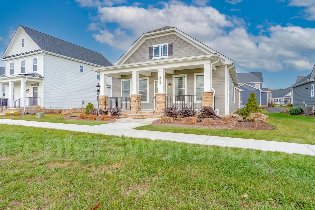 102 Brookneal Aly - Photo 2 of 21