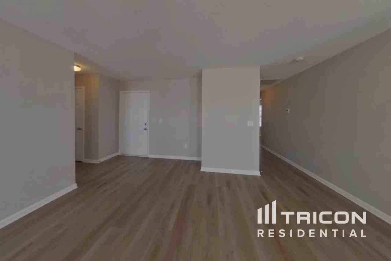 530 Eventide Dr - Photo 2 of 50