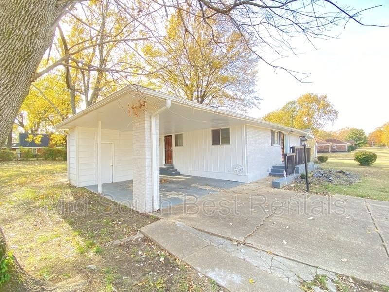 2009 Goodhaven Dr - Photo 2 of 8