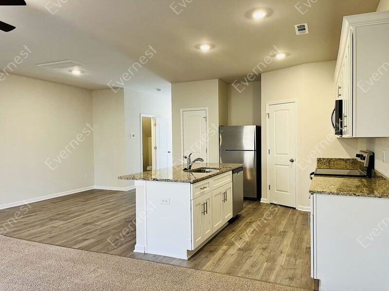 308 Seidov Cobb Way - Photo 3 of 22