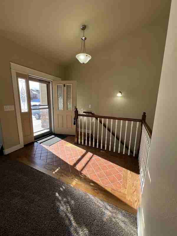 1354 Dorothy Ln - Photo 3 of 50