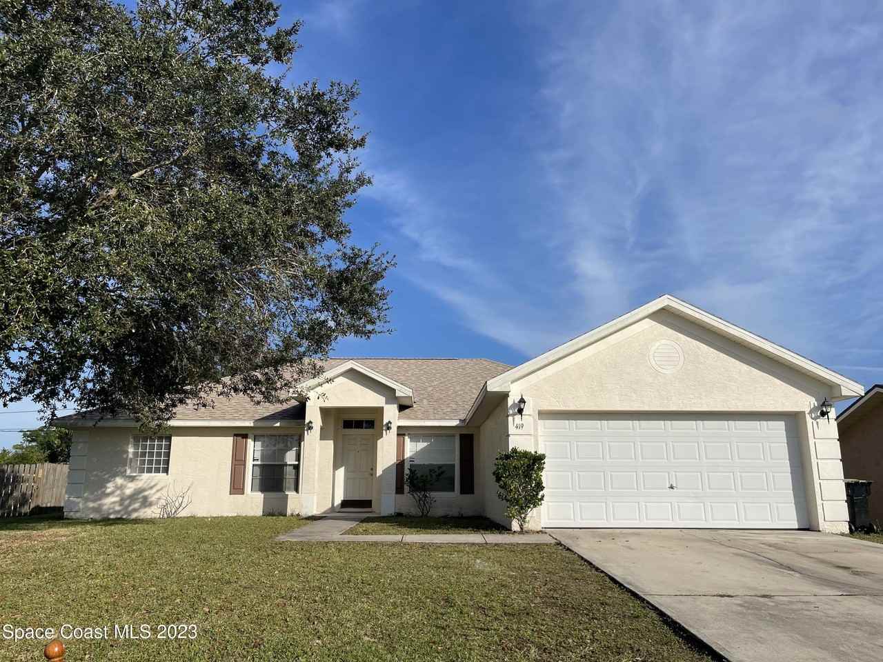 419 Veronica Ave Ne, Palm Bay, FL 32907 3 Bedroom House for 2,200