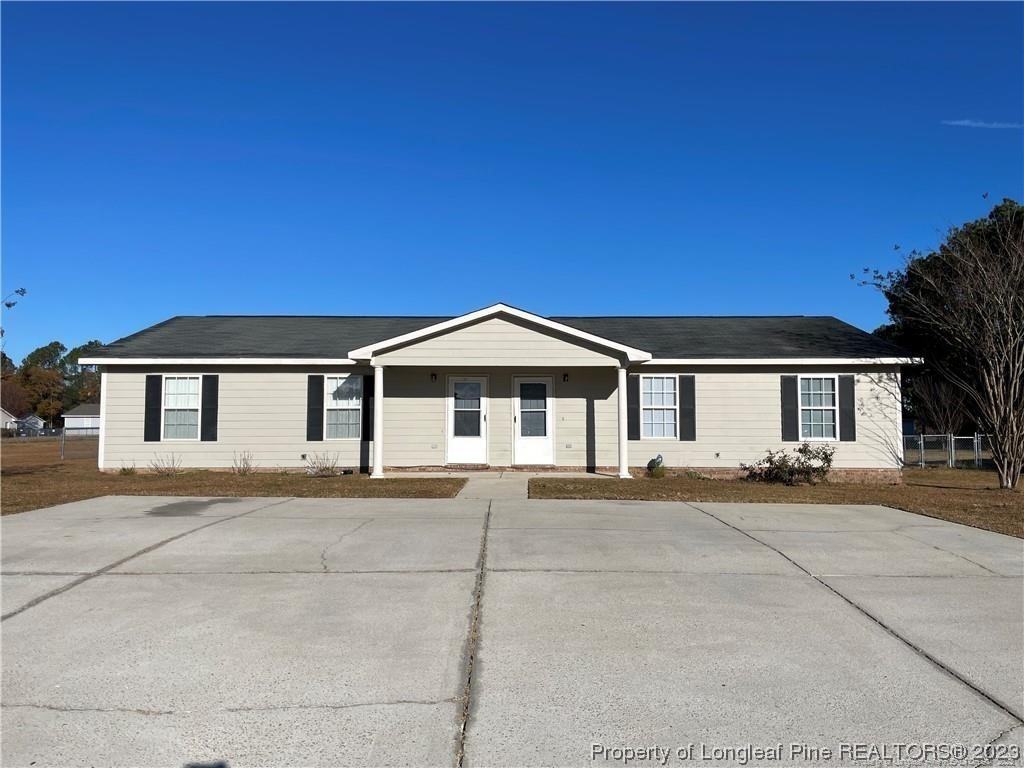 128 Centipede Ln, Raeford, NC 28376 2 Bedroom Apartment for 1,050