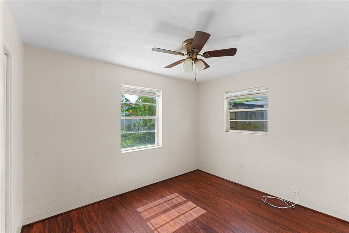 330 Brookline Ave - Photo 2 of 6