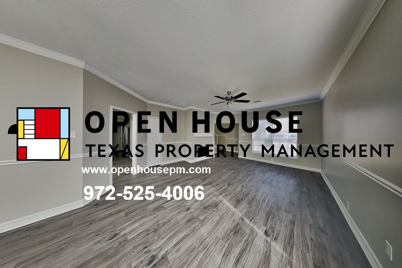 12623 Duchess Ln - Photo 3 of 19