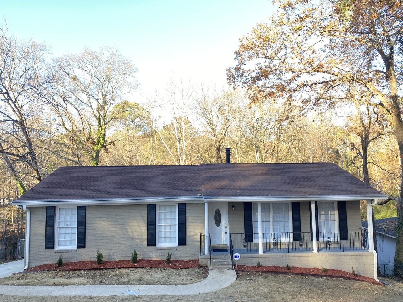 1573 Brewster Cir - Photo 2 of 20