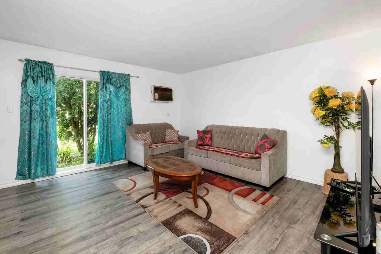 3075 Meadowbrook Lane - Photo 3 of 16