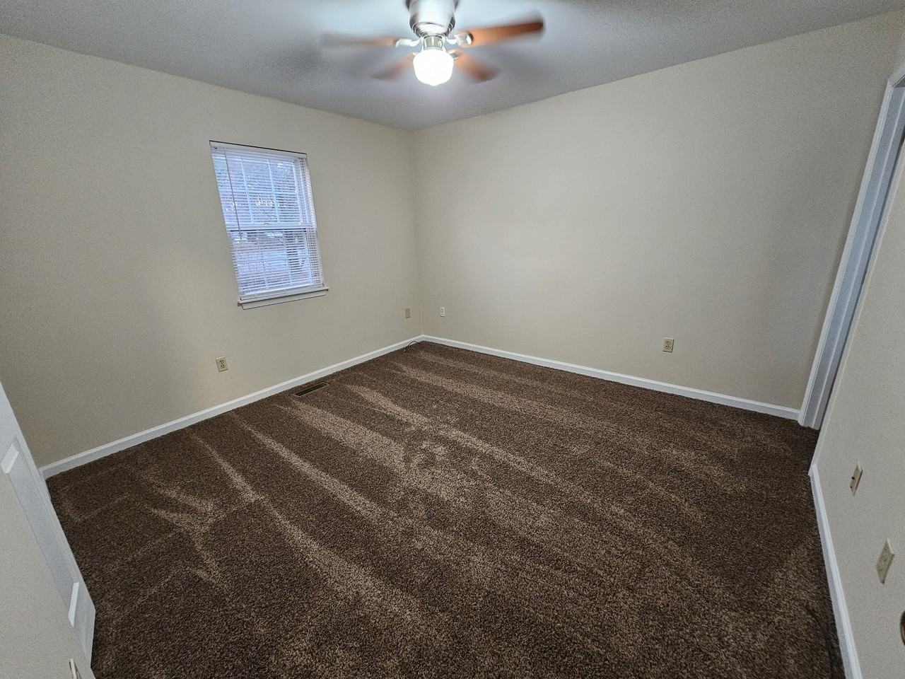 230 Maple Way - Photo 6 of 15