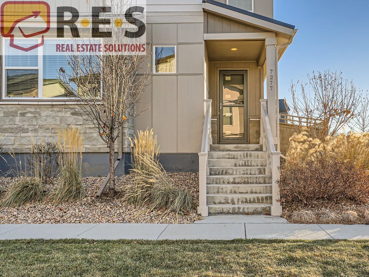 7277 W Adriatic Cir - Photo 3 of 28