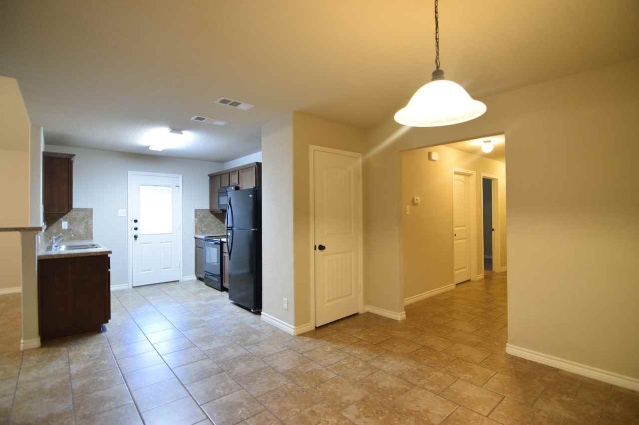 620 Paseo Del Plata - Photo 7 of 20