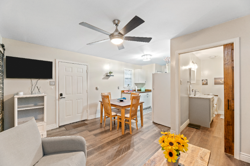 62 Sherwood Dr #C - Photo 2 of 12
