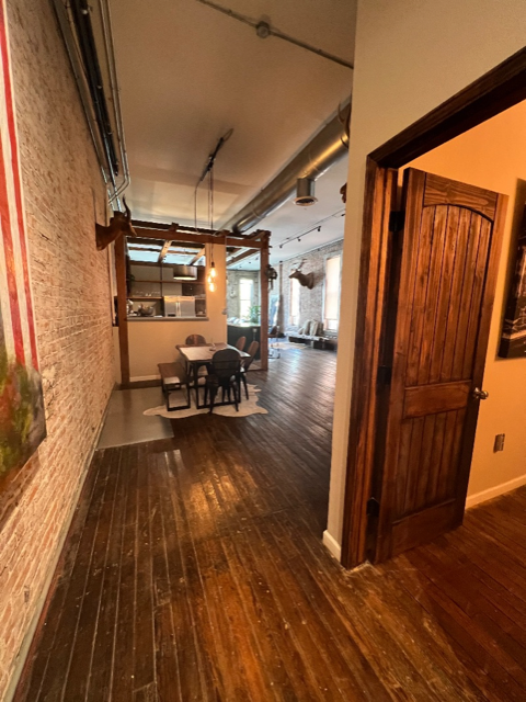 214 E Commercial St #1 - Photo 4 of 7