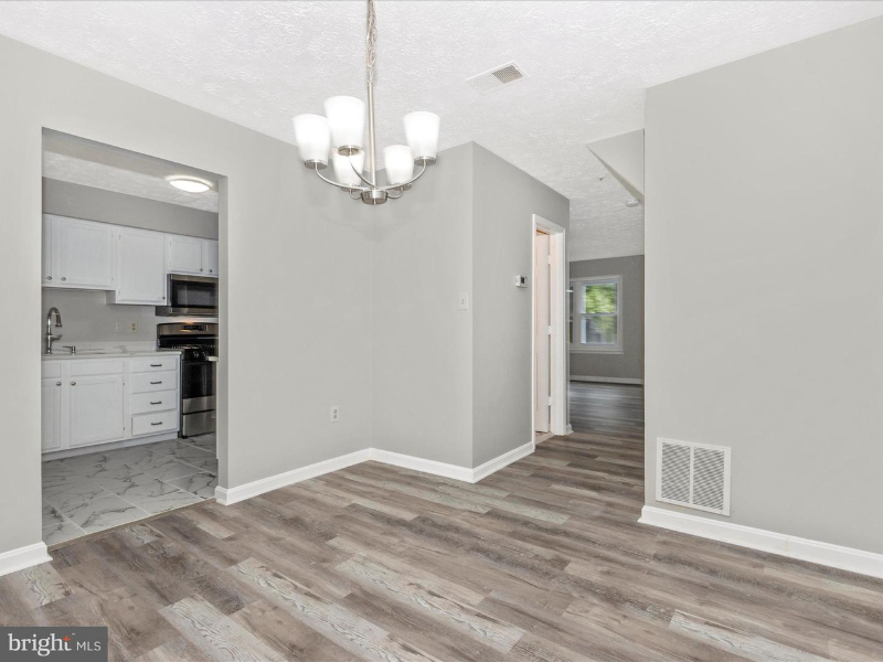 7292 Mahogany Dr #3 - Photo 5 of 17