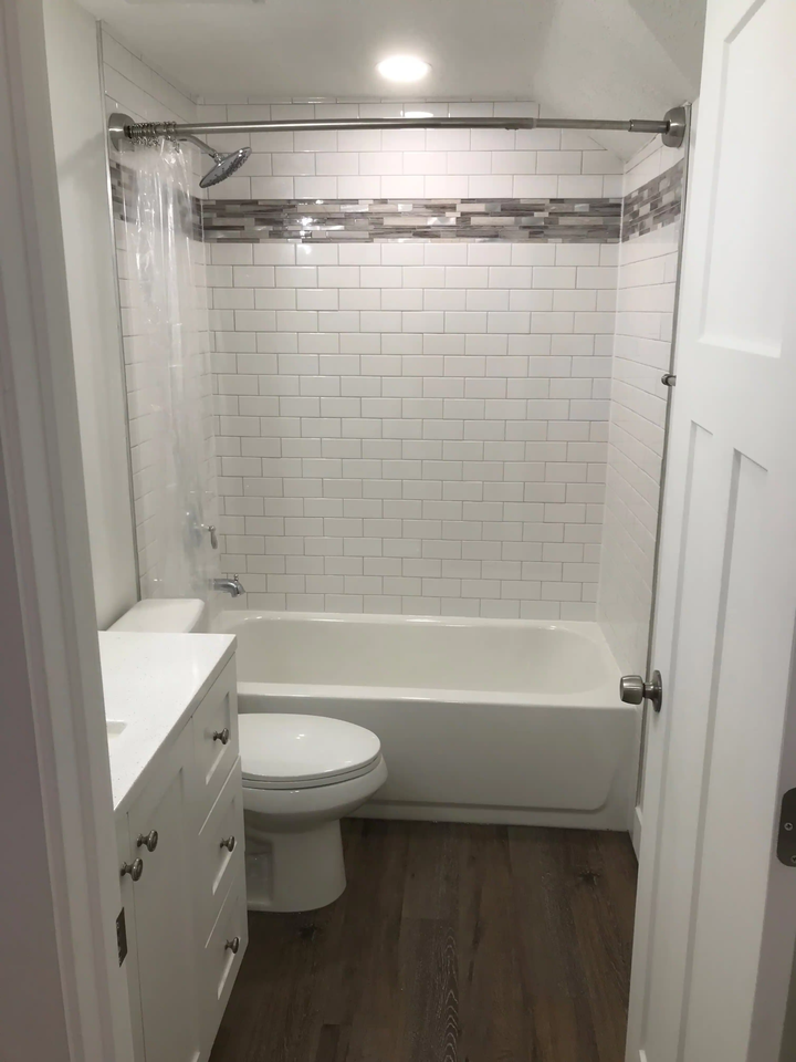 445 South 100 West #201 - Photo 4 of 10