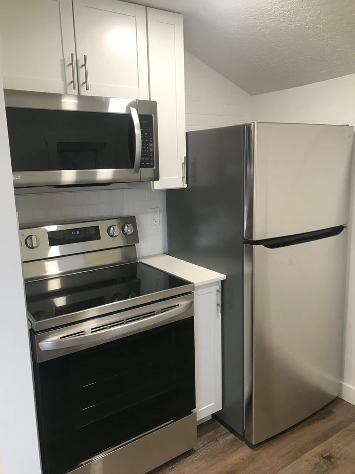 445 South 100 West #201 - Photo 7 of 10